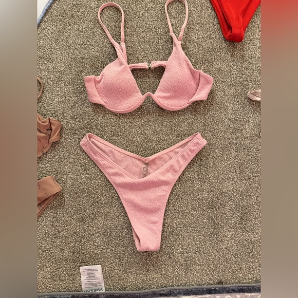 Bikini Sets - Picture 2 of 15